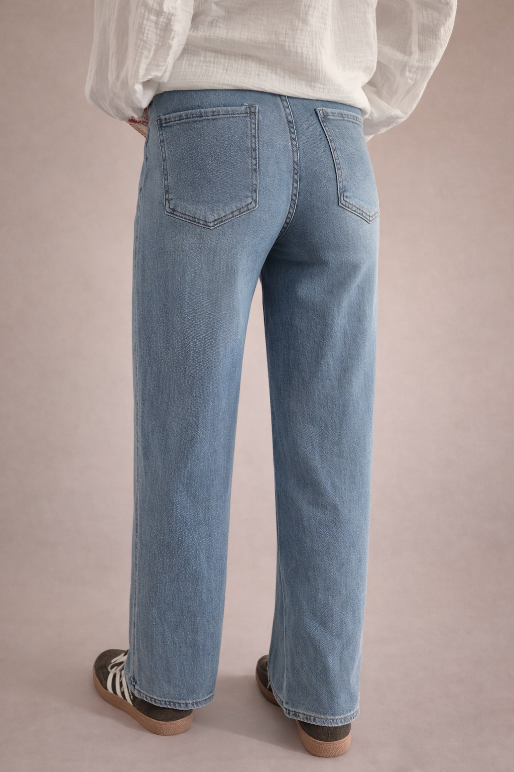 Jean droit avec ceinture