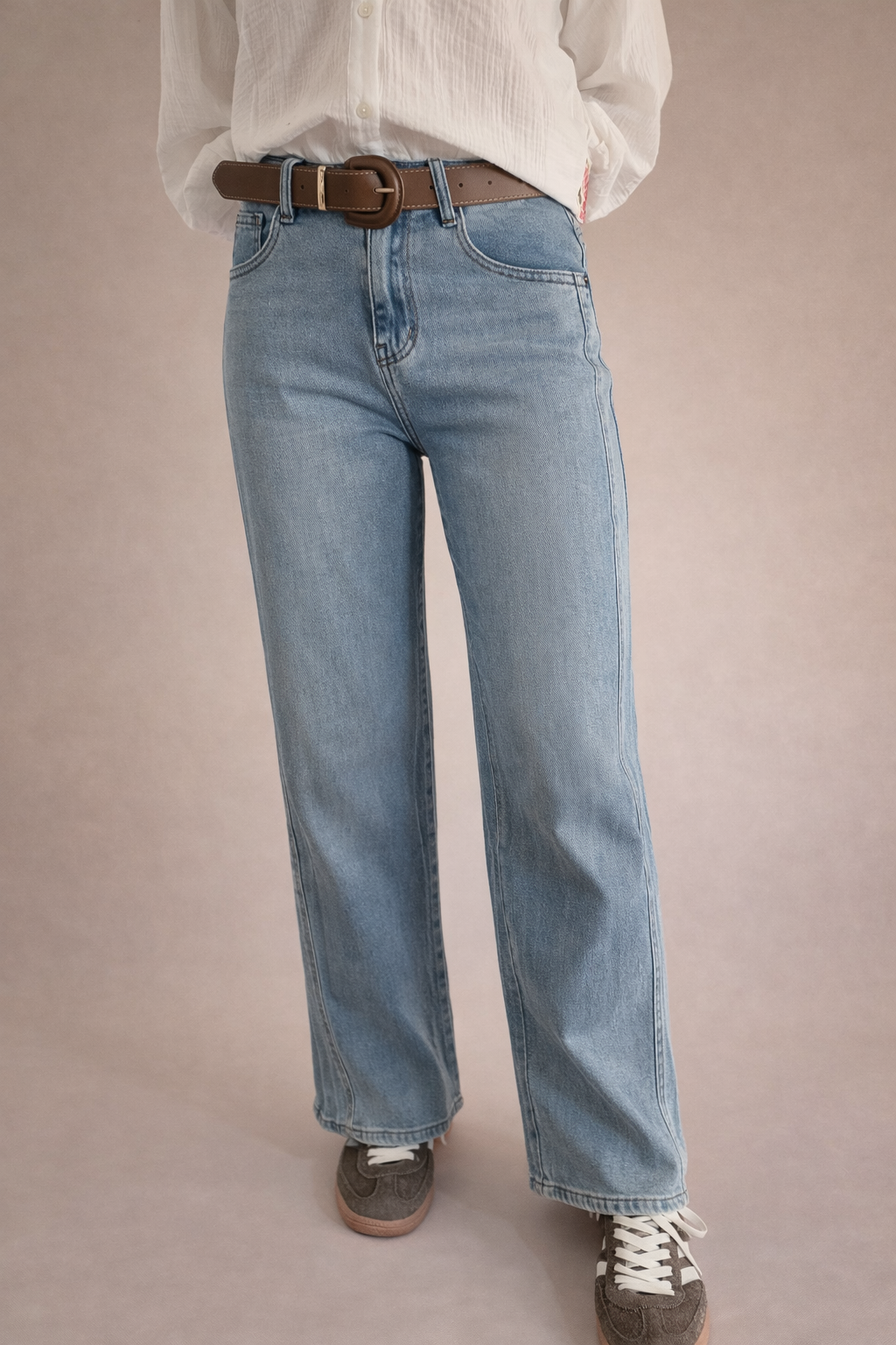 Jean droit avec ceinture